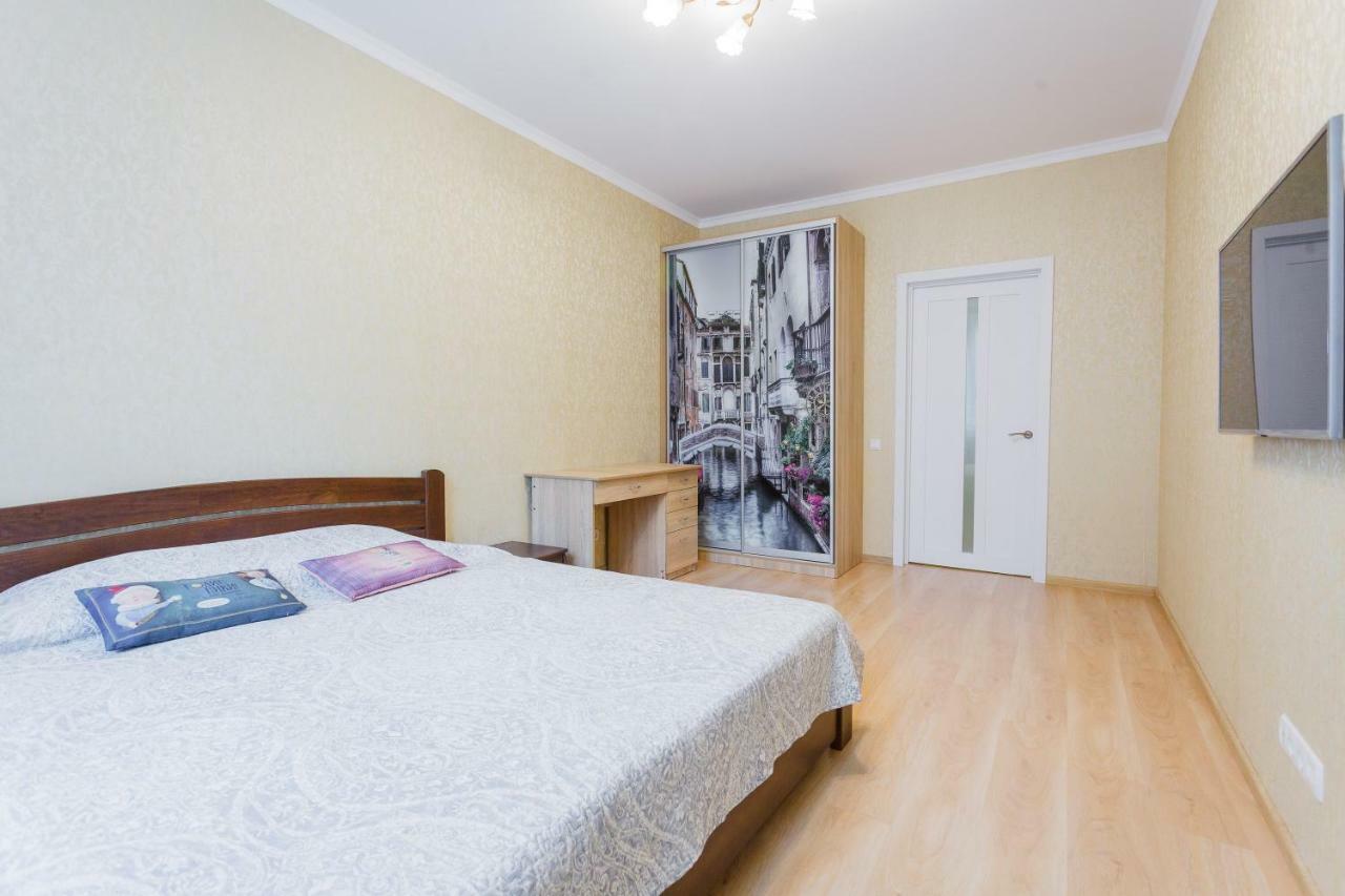 Business class apartment at Lomonosova Kiev Esterno foto