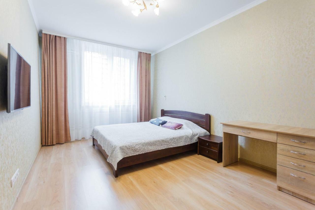 Business class apartment at Lomonosova Kiev Esterno foto